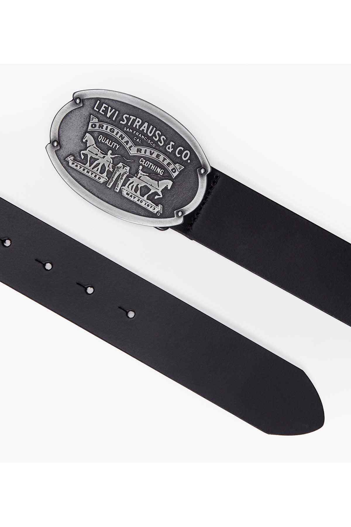 Levi's black belt with oval metal buckle and metal eyelets