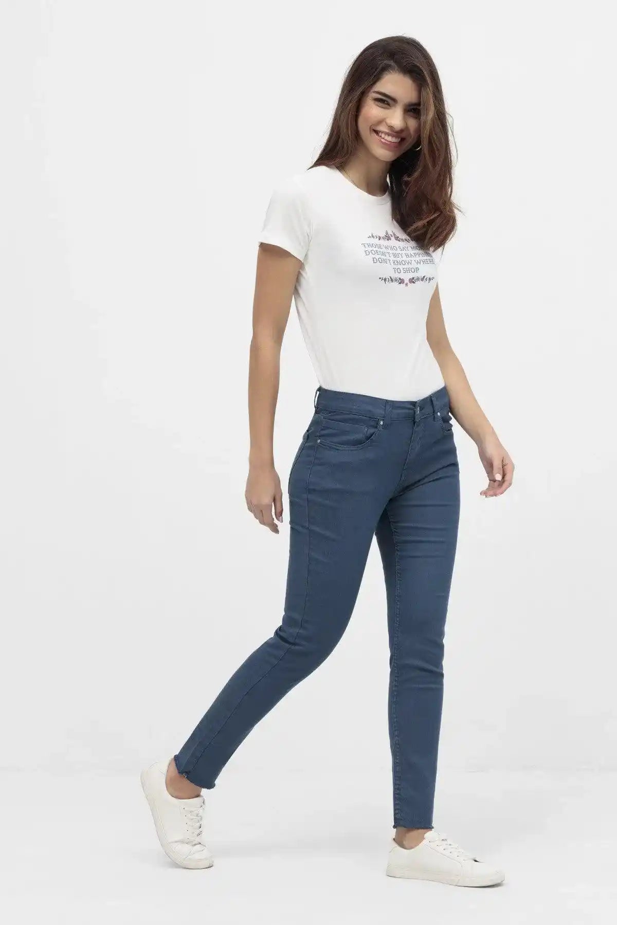 Nia 5 Pocket