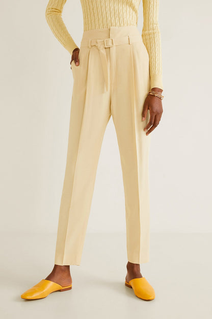 High-waist vanilla trousers with tie belt and pleated front