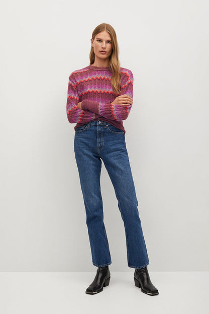 MANGO purple zigzag knit sweater with crew neck and long sleeves, worn with jeans