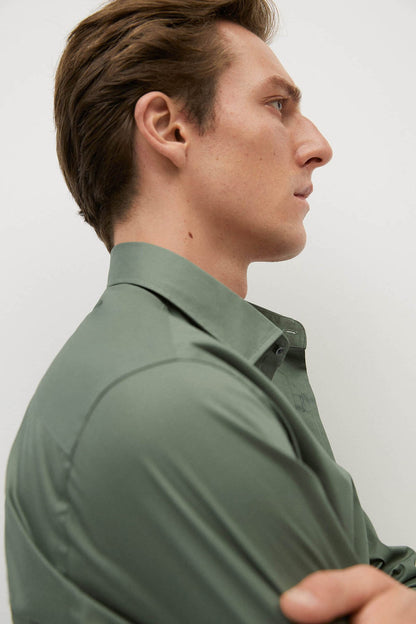 MANGO men's green button-up shirt collar detail, long sleeves
