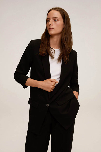 Black blazer and wide-leg trousers set, notched lapels, single button