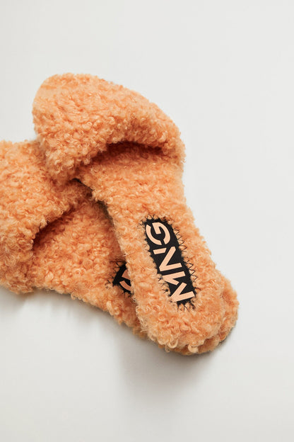 Peach teddy slide slippers with MANGO logo strap detail