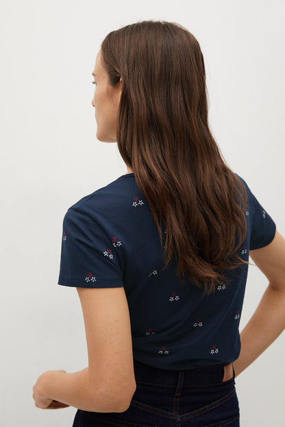 Dark blue crew-neck T-shirt with all-over icon print on back, short sleeves