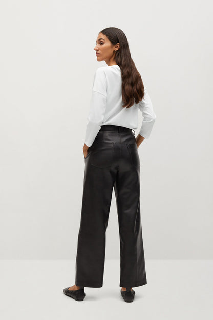 MANGO white V-neck blouse with 3/4 sleeves, relaxed drape