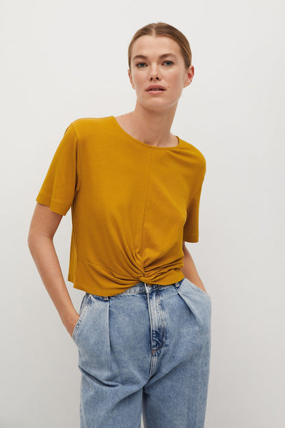 Mustard yellow short-sleeve crew-neck top with knotted front hem