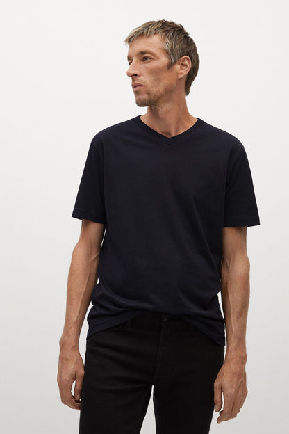 Black V-neck short-sleeve T-shirt with relaxed fit