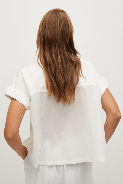 White short-sleeve blouse with back yoke and loose hem
