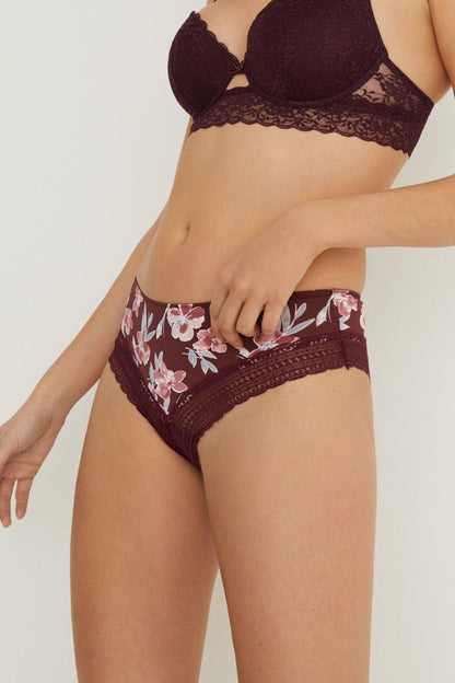 Women'secret lace bra and floral briefs set, dark plum and purple lilac