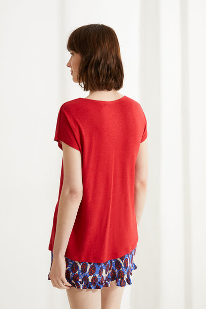 Women'secret red V-neck short-sleeve top, back view with blue patterned hem
