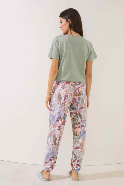 Women'secret printed pajama pants, back view with elastic waistband and floral print