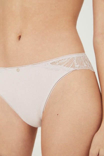 Women'secret pale pink lace-trim briefs with side bow detail