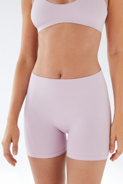 Women'secret lingerie set in light lavender: cropped bra and biker shorts