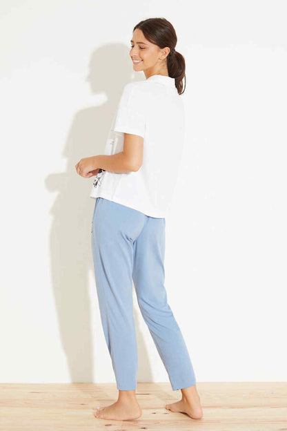 Women'secret pajama set: white short-sleeve top with light blue pants
