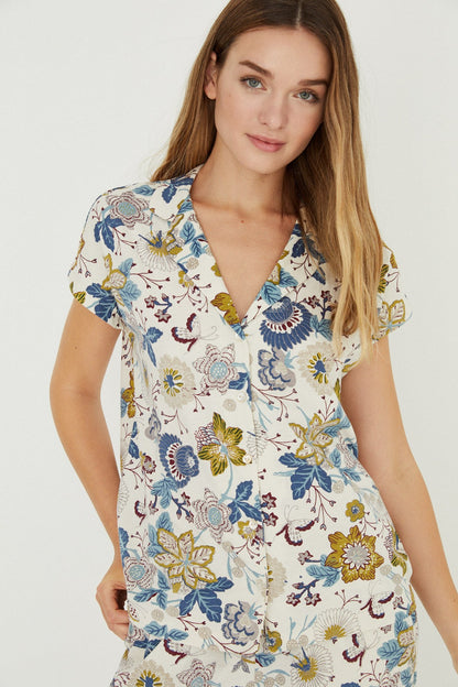 Women'secret floral printed short-sleeve pajama top and capri pants