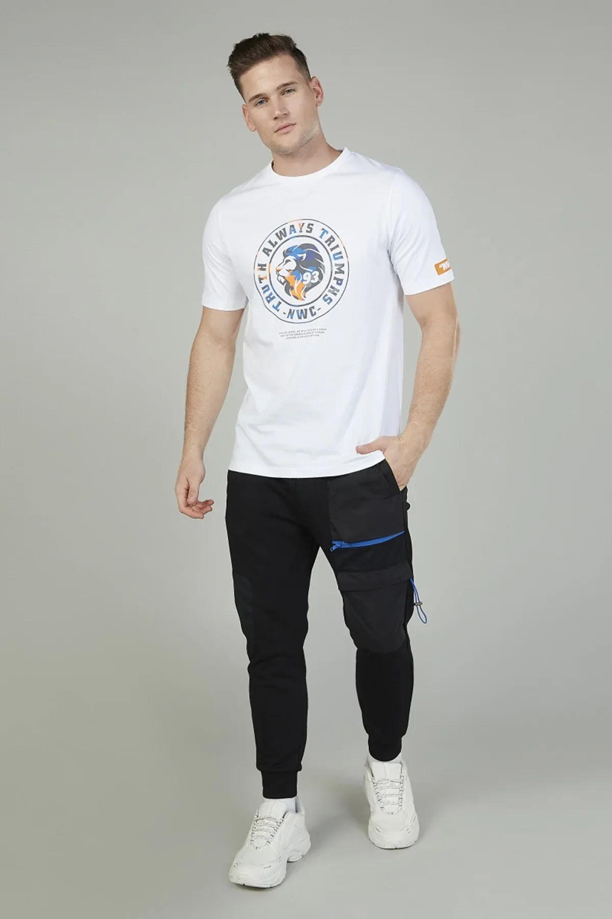 Splash - AK Galleria