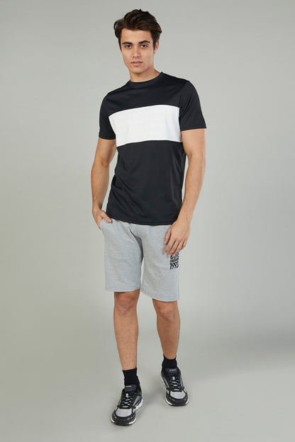 Grey drawstring shorts, logo detail on left thigh, knee-length