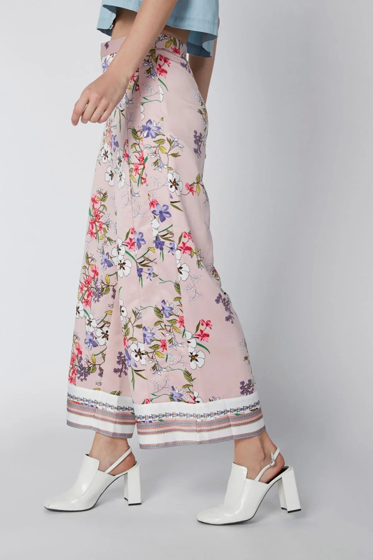 Splash - AK Galleria