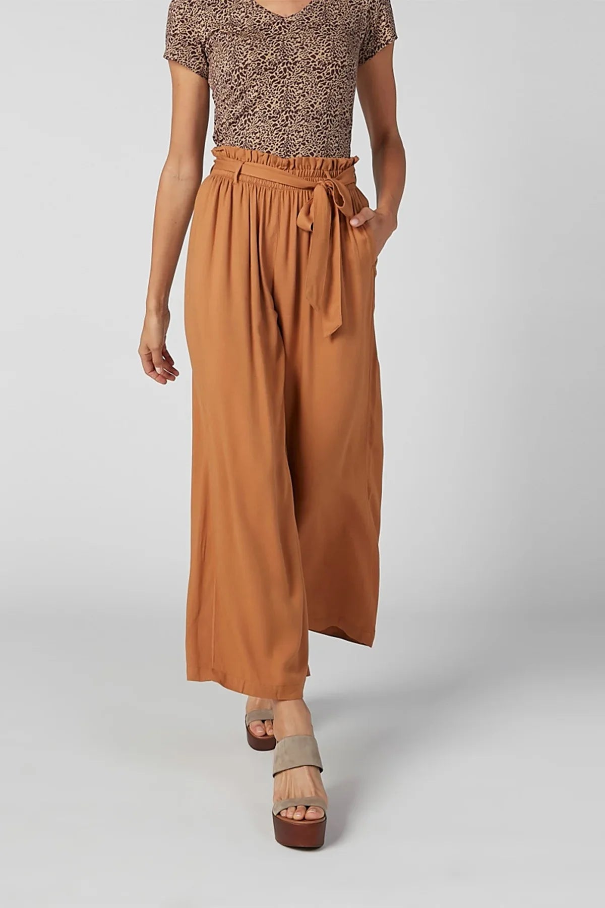 Splash - AK Galleria