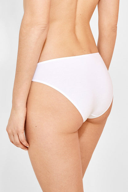 Women's white hipster briefs with smooth leg openings and low-rise waistband